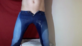 Wetting my petite jeans