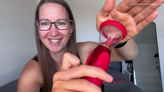 Ultimate pleasure for her vibrating tongue pump SFW review