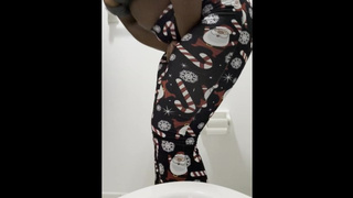 How long can I Hold it While looking at the Toilet PART 10: Christmas Desperation