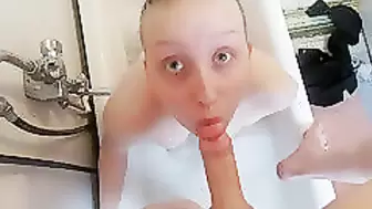 Amateur Teen Deepthroats And Worships a Big Cock While Taking a Bath (CiM)