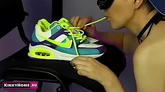 ASMR - Nike sneakers bizarre. The chick sucks the used shoes.